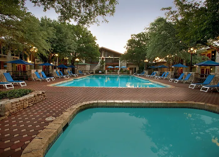 Inn Of The Hills Hotel And Conference Center